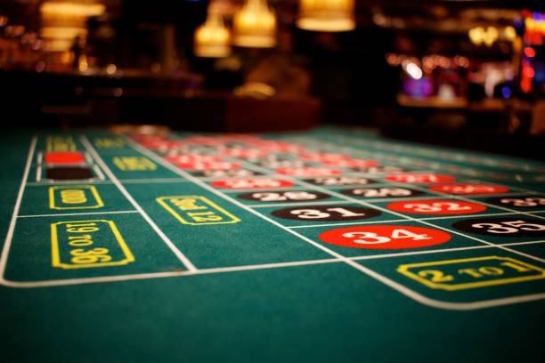 candyland score platform showing slot games, live dealer tables, and sportsbook markets